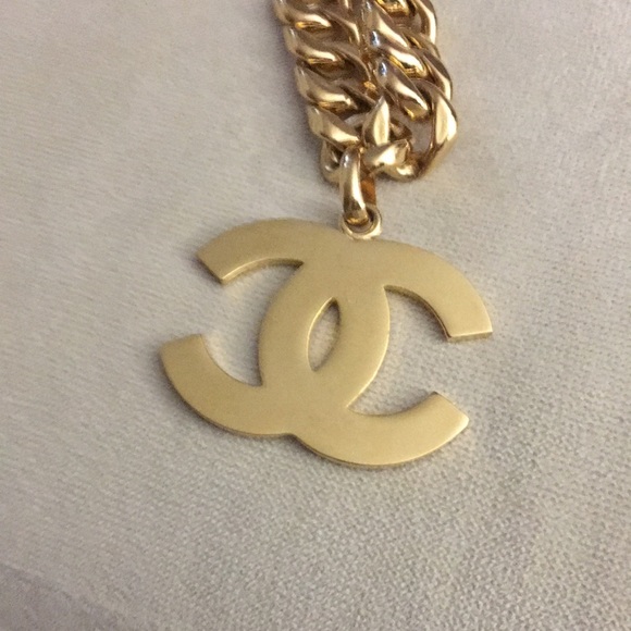 CHANEL gold BELT - Picture 3 of 9